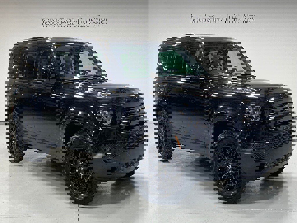 Used 2024 Land Rover Defender 110 S image 8