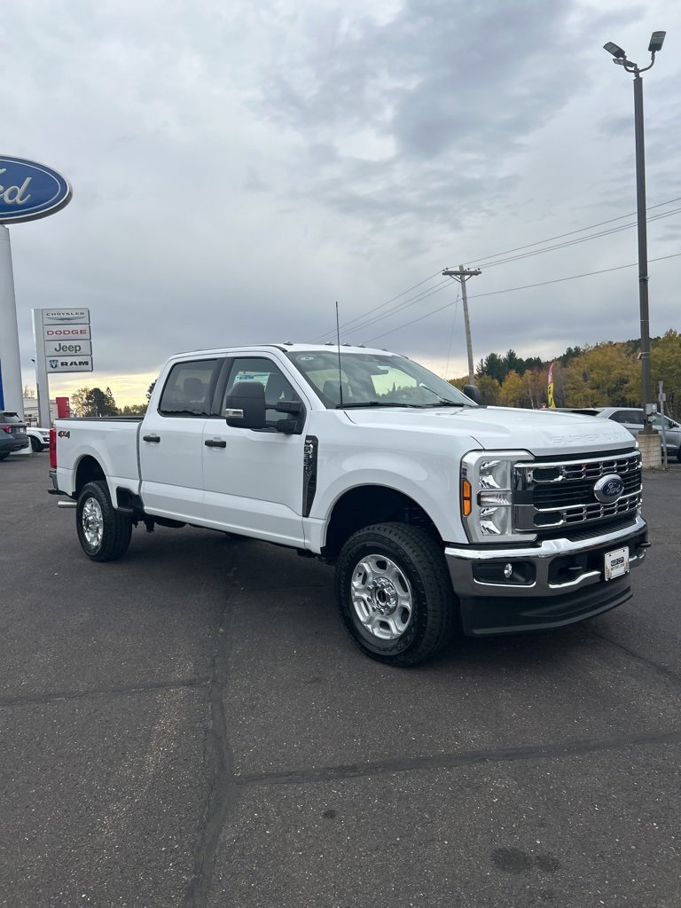 New 2026 Ford F350 XLT image 7
