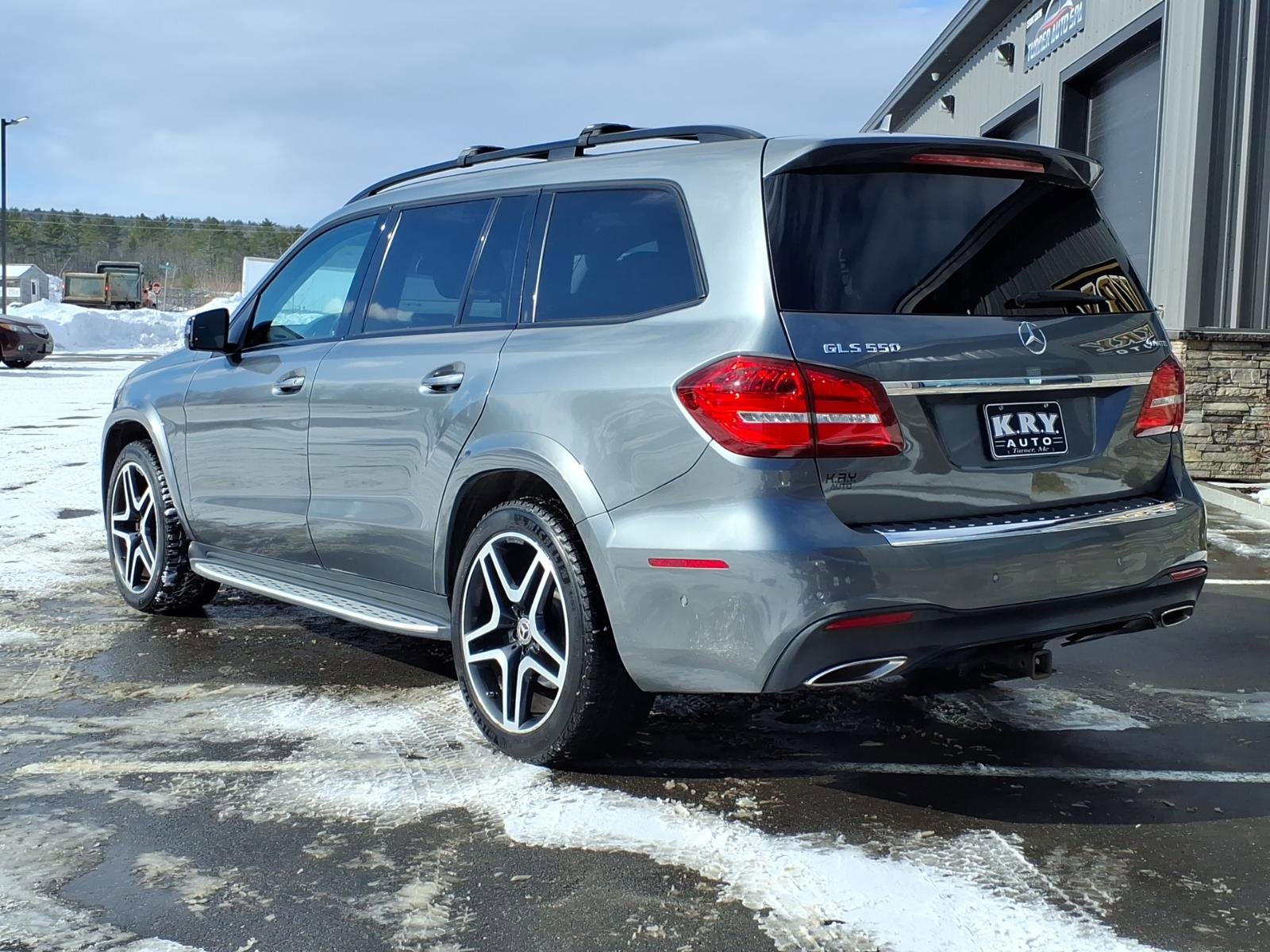 Used 2018 Mercedes-Benz GLS 550 4MATIC image 5