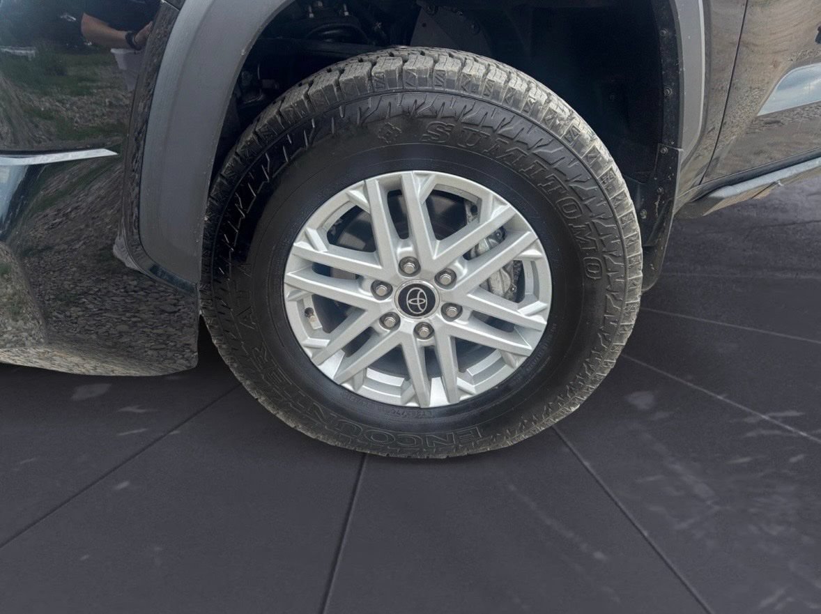 Used 2023 Toyota Tundra SR5 w/ SR5 Convenience Package AWD/4WD image 14