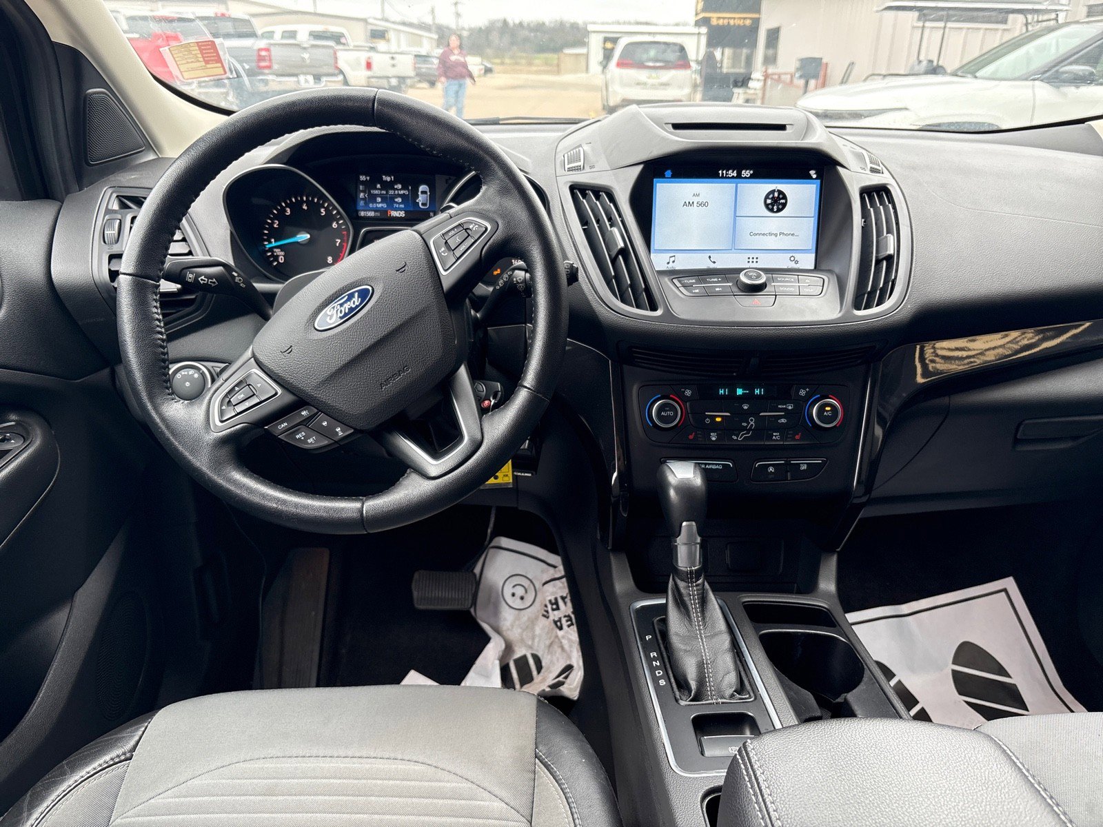 Used 2018 Ford Escape SE w/ SE Sport Appearance Package image 5