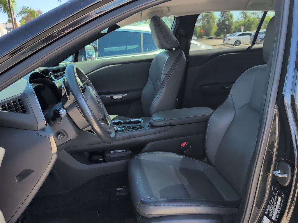 Used 2023 Lexus RZ 450e Premium w/ Technology Package AWD/4WD image 8