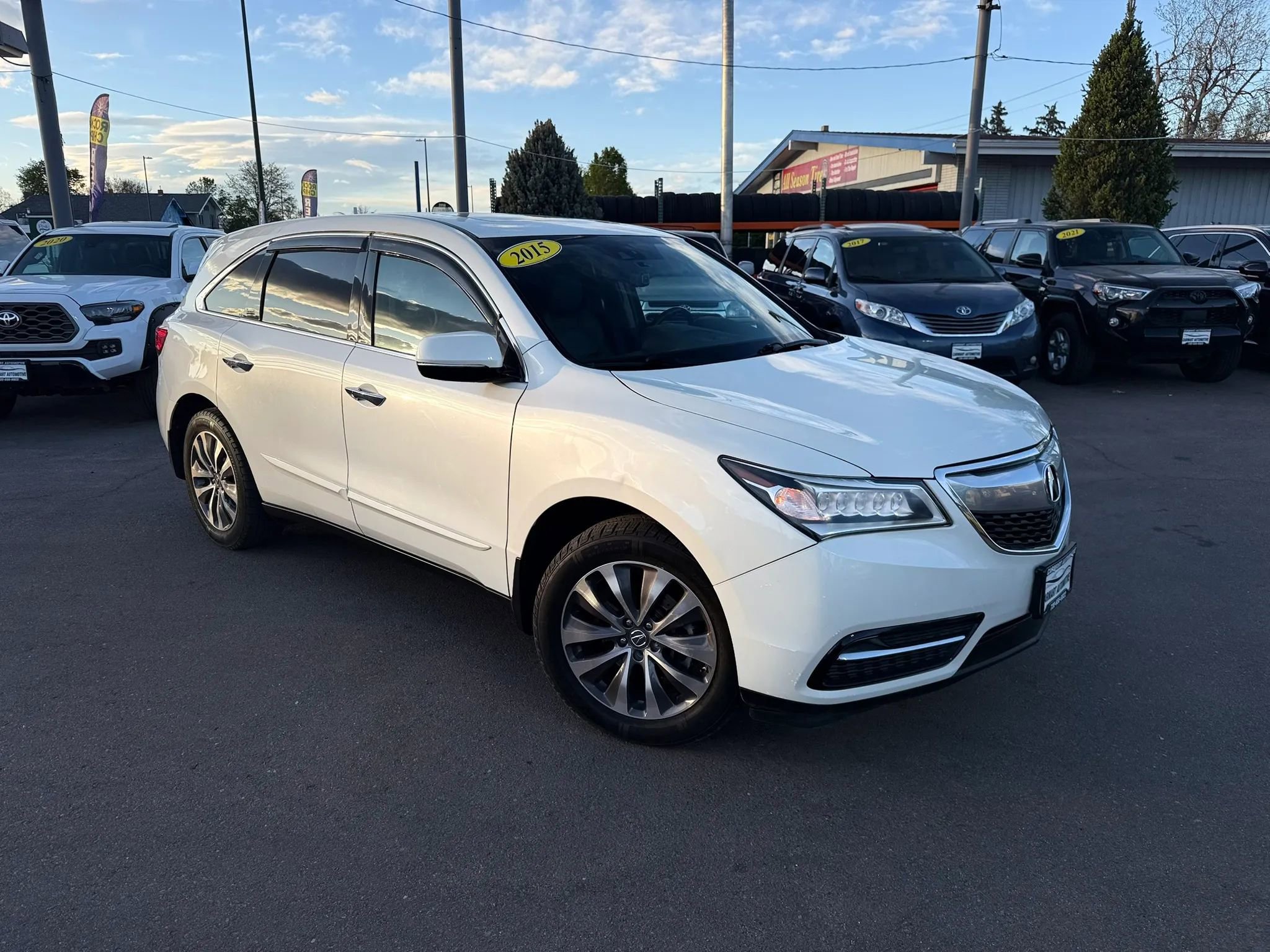 Used 2015 Acura MDX FWD w/ Tech & Entertainment image 3