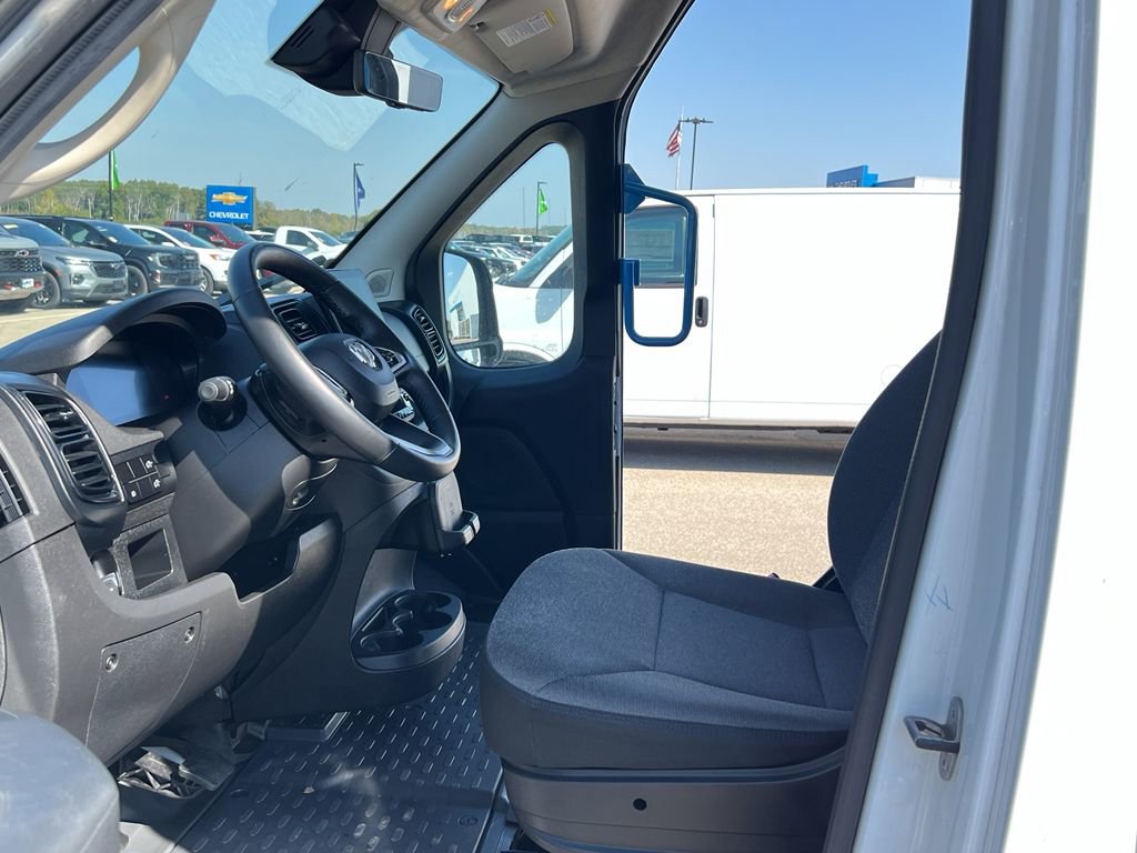 Used 2024 RAM ProMaster 3500 w/ Delivery Van Package image 13