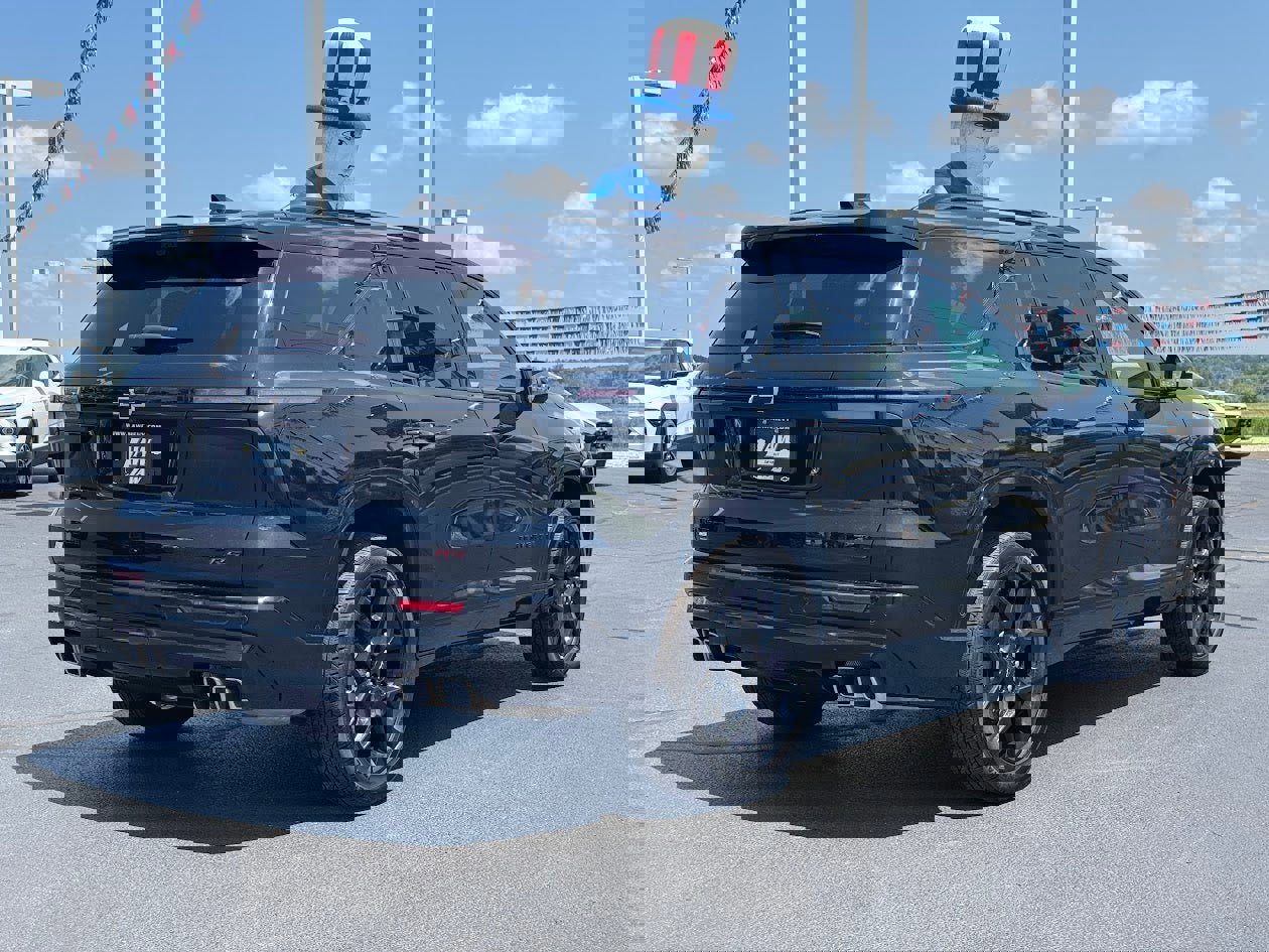 Used 2024 Chevrolet Traverse RS image 5