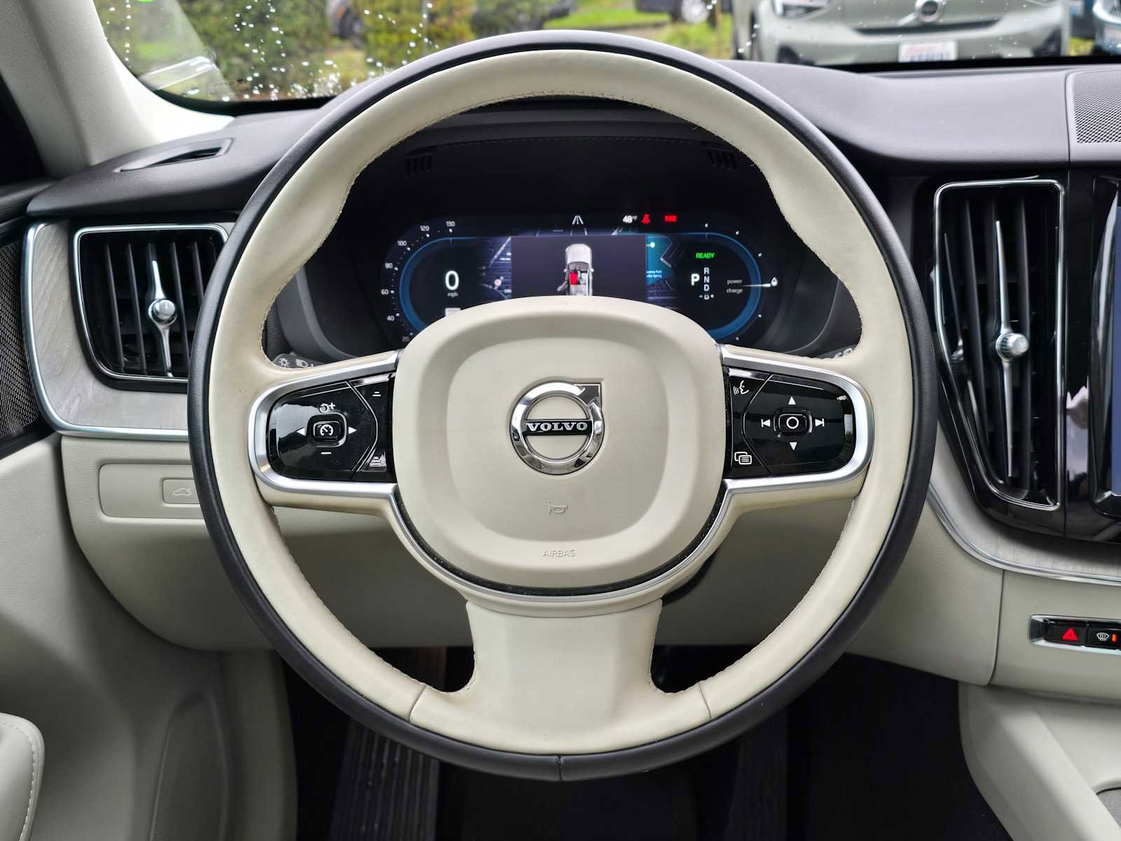 Certified 2024 Volvo XC60 T8 Plus w/ Protection Package Premier image 19