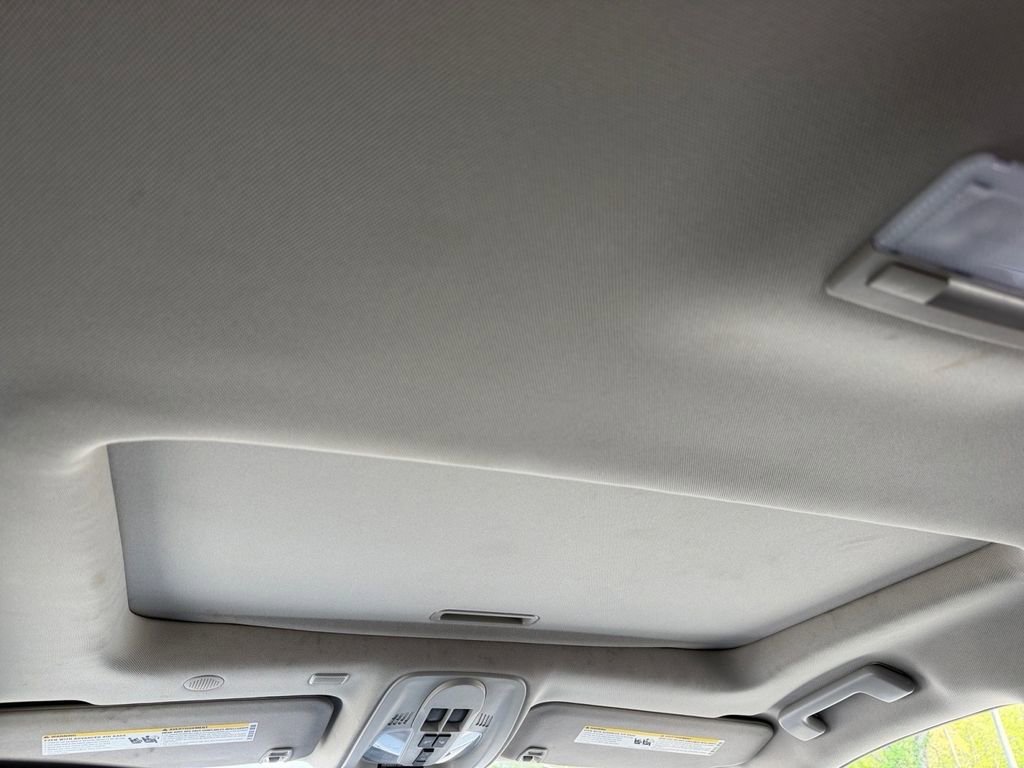 Used 2017 Chevrolet Equinox LT image 15