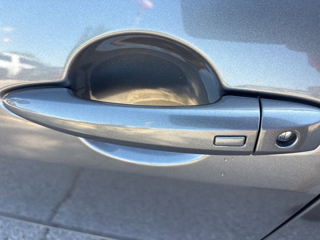 Used 2024 Nissan Sentra SV FWD image 21