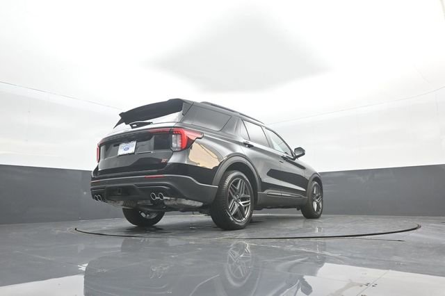 New 2026 Ford Explorer ST image 37