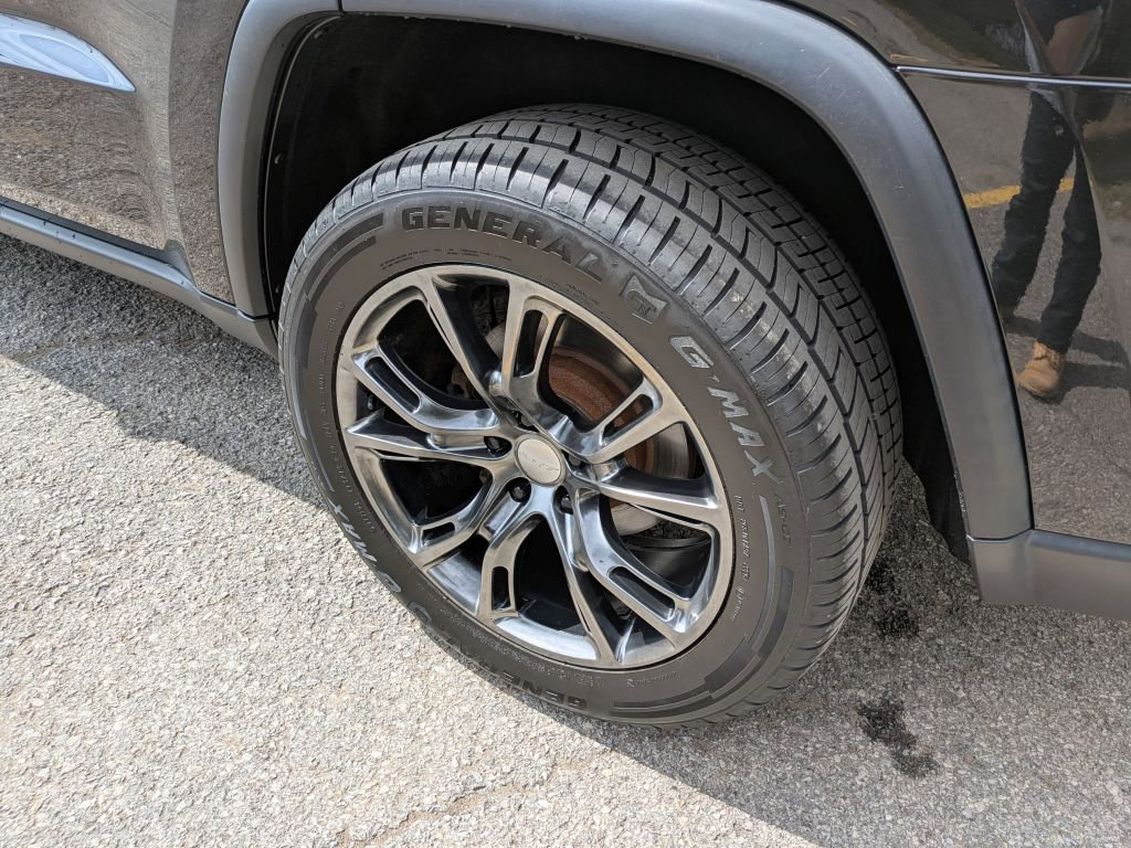 Used 2014 Jeep Grand Cherokee Limited image 37
