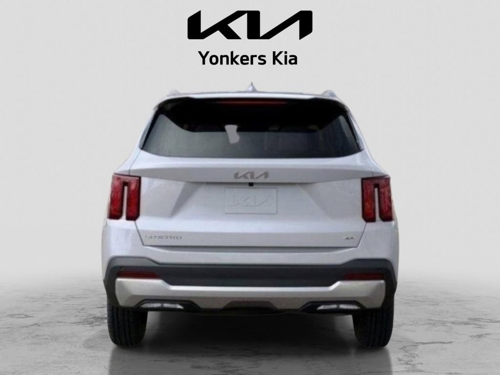 Used 2025 Kia Sorento S AWD/4WD image 5