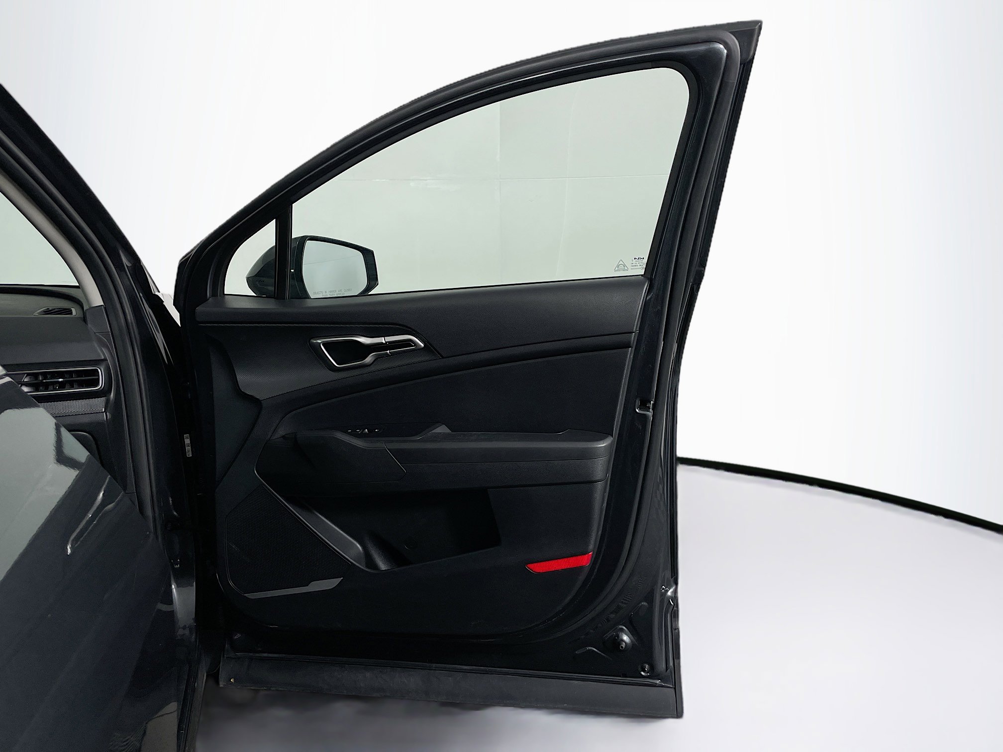 Used 2024 Kia Sportage LX image 30