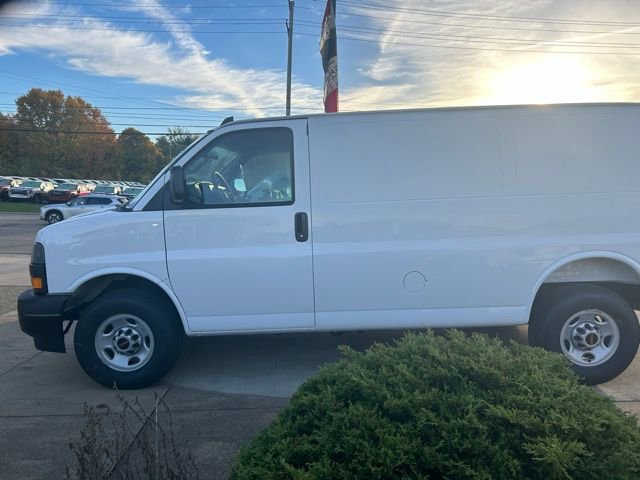 New 2025 GMC Savana 2500 w/ Driver Convenience Package image 8