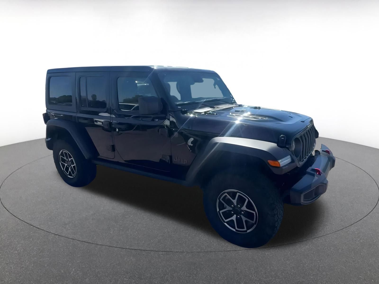 Used 2025 Jeep Wrangler Unlimited Rubicon image 2