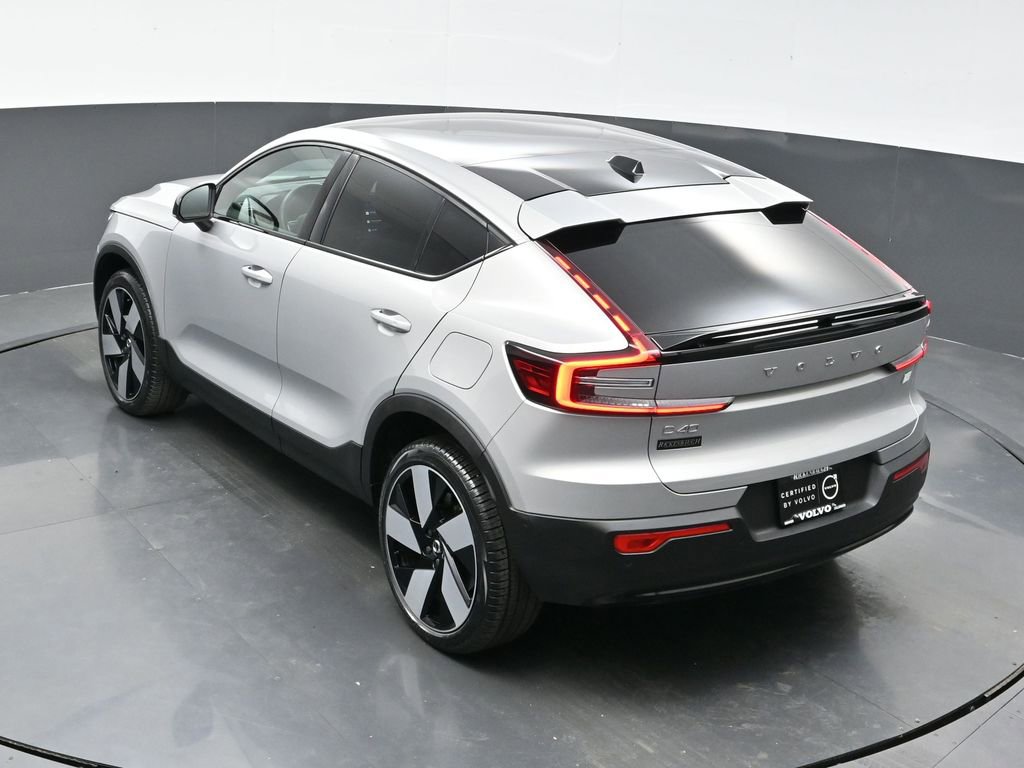 Used 2023 Volvo C40 P8 Recharge Ultimate image 29