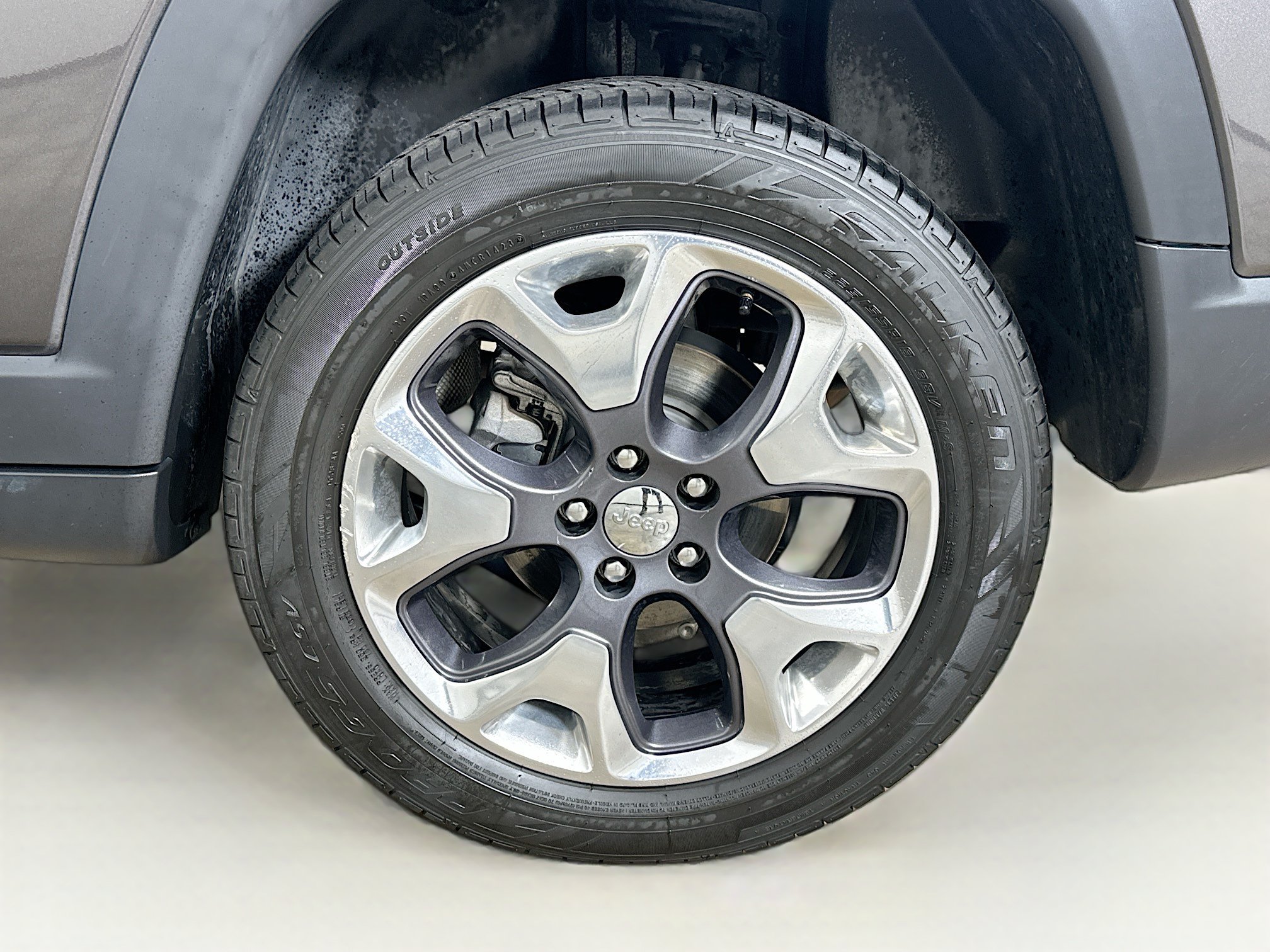 Used 2021 Jeep Compass Limited w/ Sun and Sound Group AWD/4WD image 11