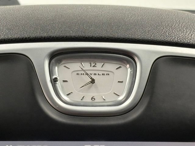 Used 2022 Chrysler 300 Touring L RWD image 26
