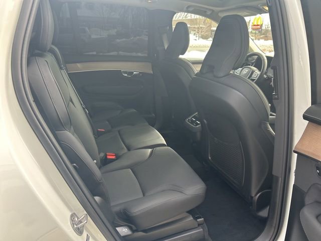 Certified 2025 Volvo XC90 B6 Plus image 13