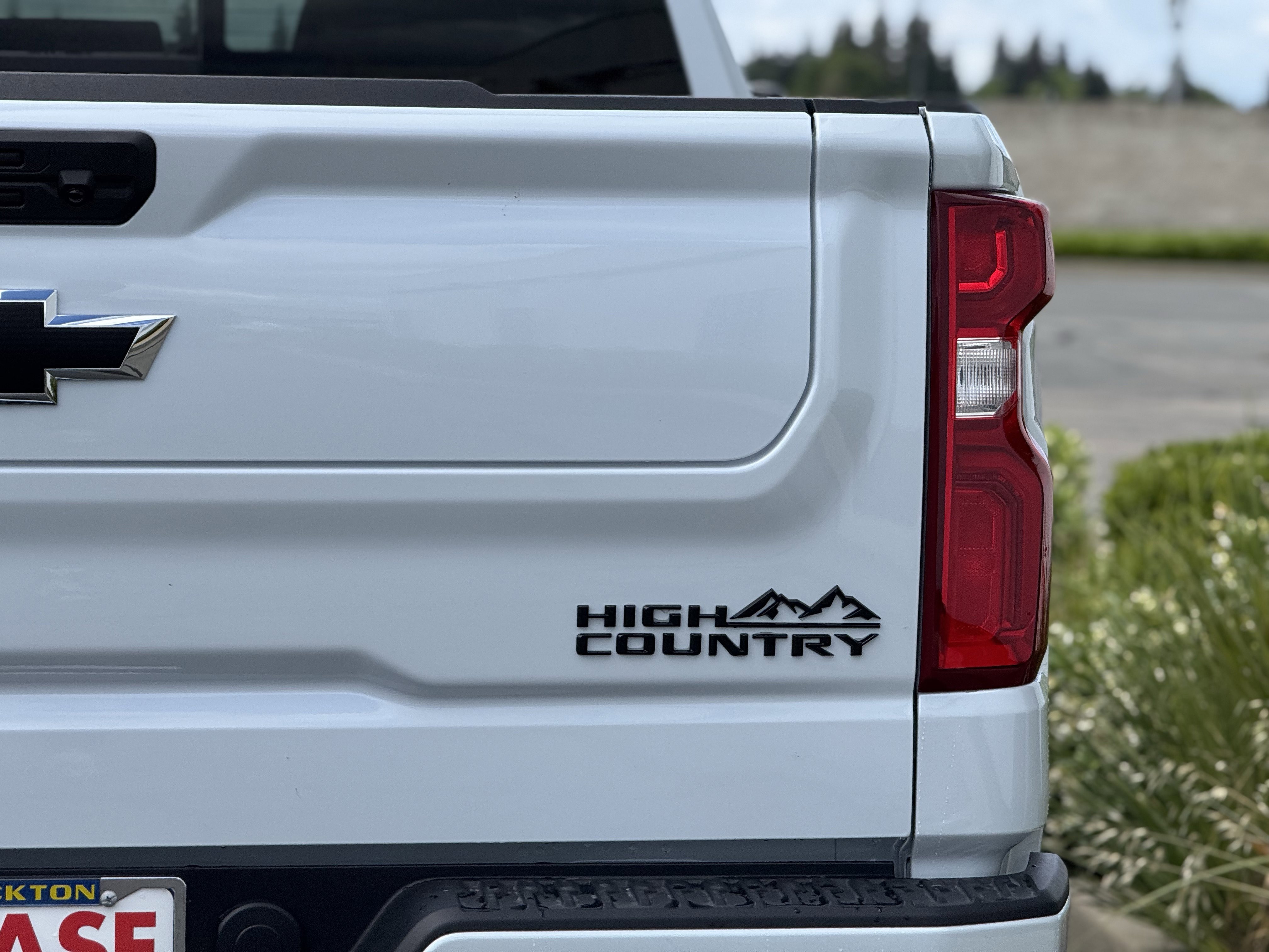 New 2026 Chevrolet Silverado 1500 High Country AWD/4WD image 8