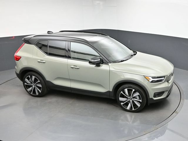 Used 2021 Volvo XC40 P8 Recharge w/ Advanced Package AWD/4WD image 18