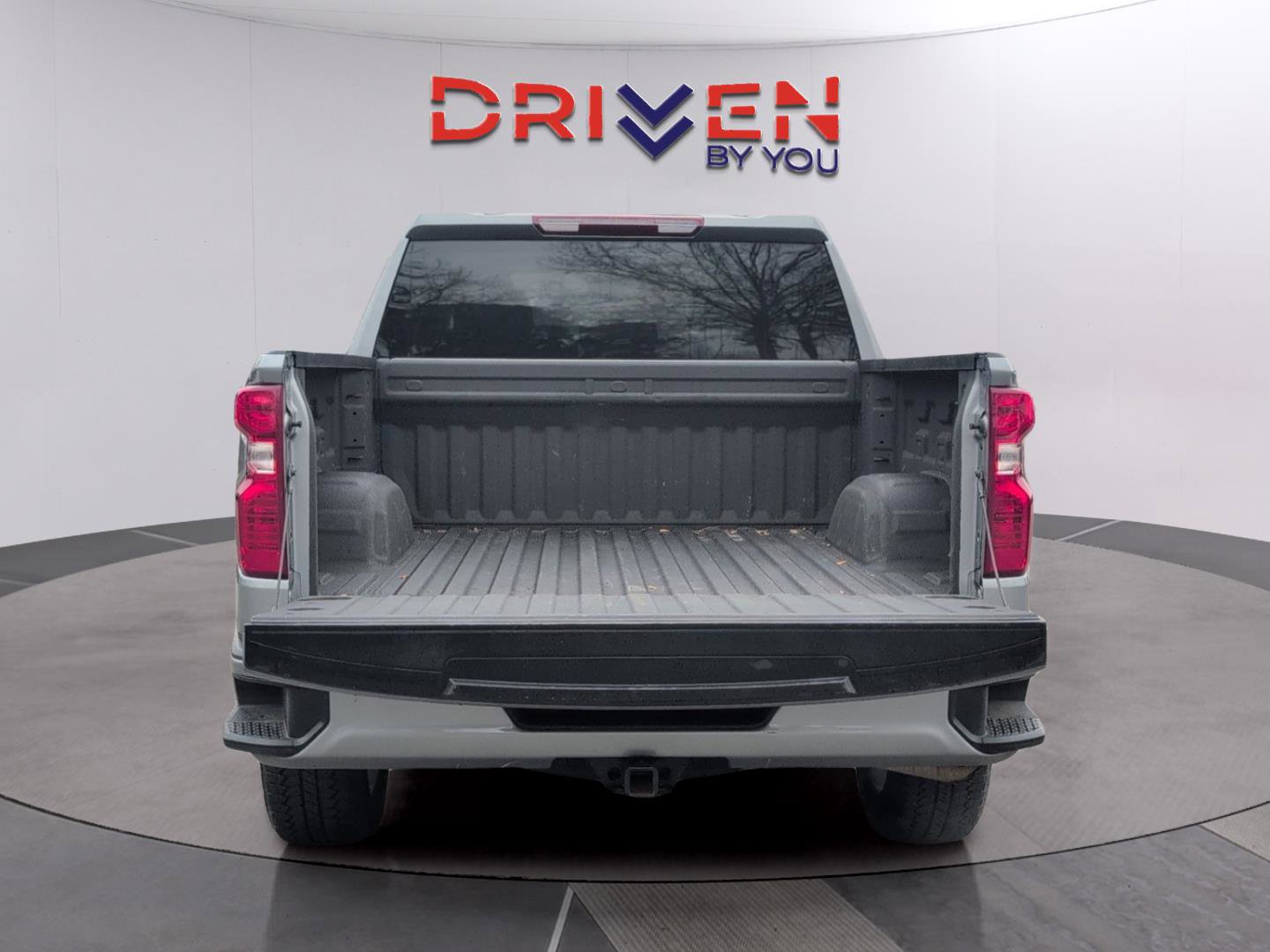 Certified 2025 Chevrolet Silverado 1500 Custom w/ LPO, Dark Essentials Package image 5