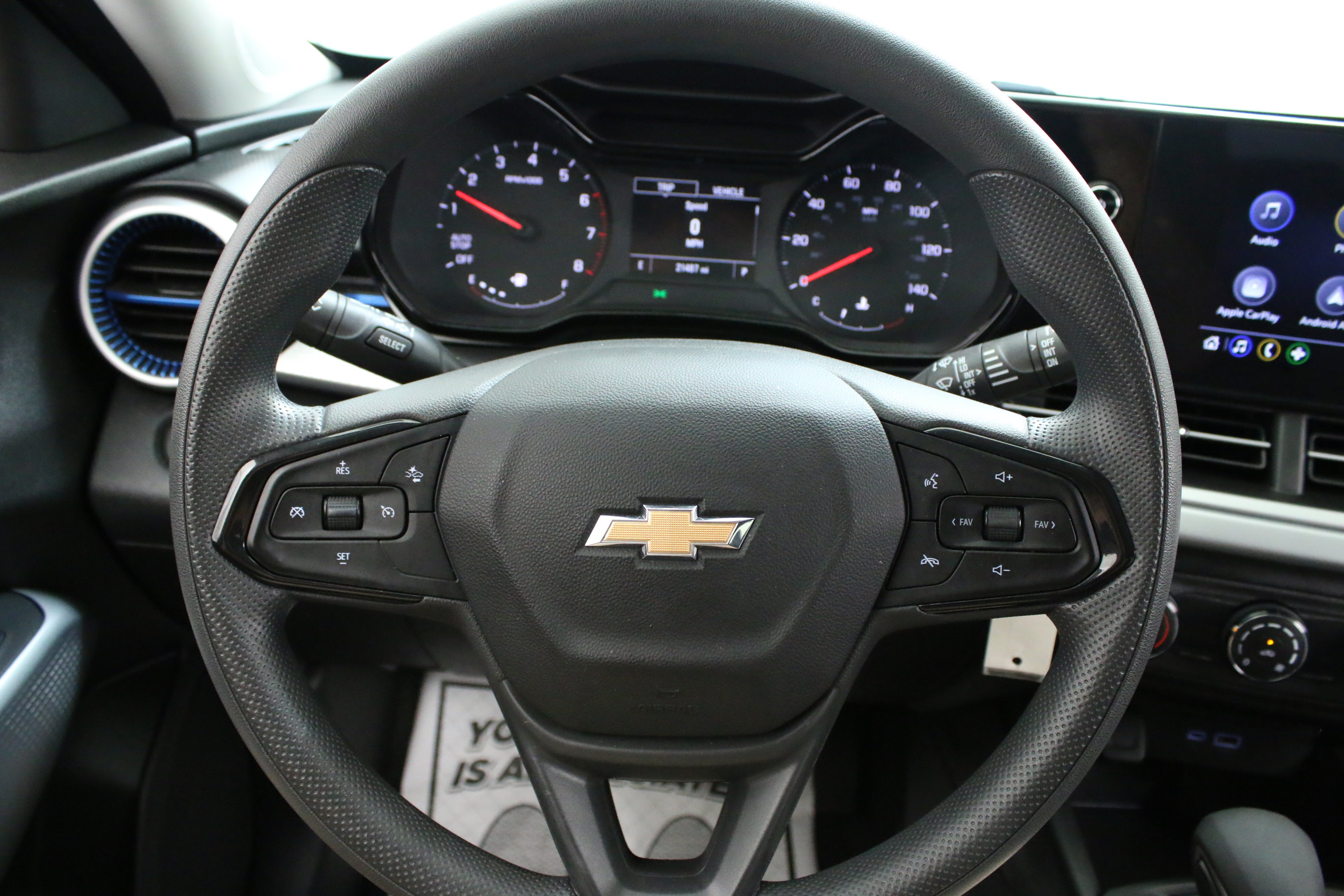 Used 2024 Chevrolet Trax LS FWD image 13