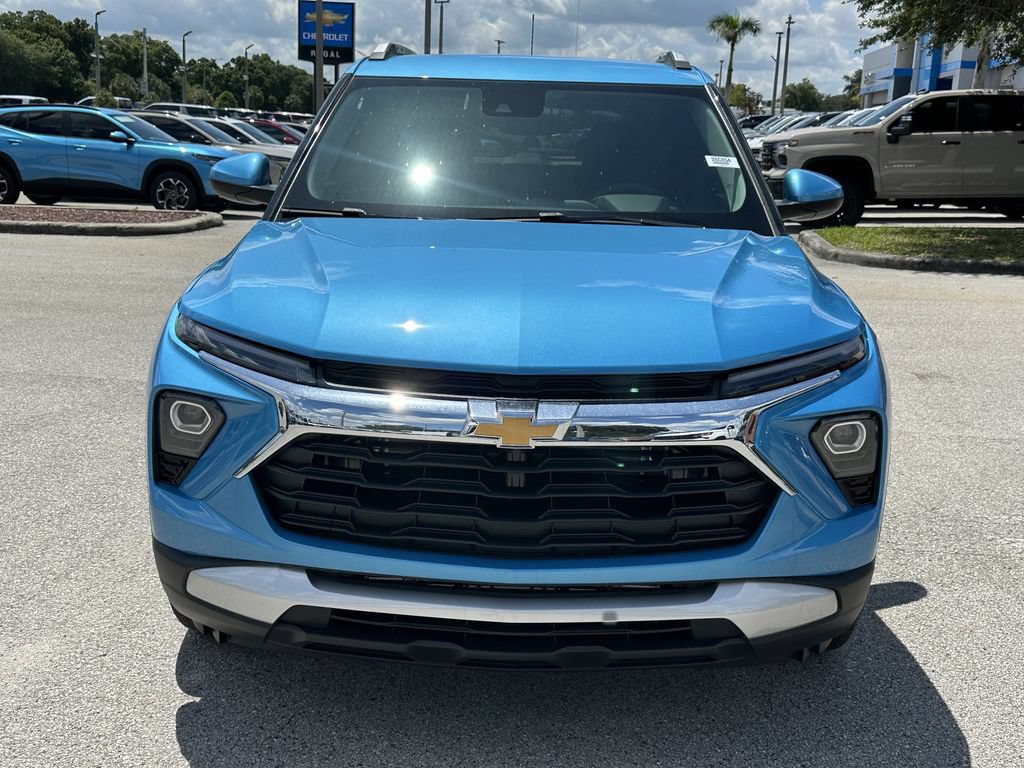 New 2026 Chevrolet TrailBlazer LT w/ Driver Confidence Package FWD image 3