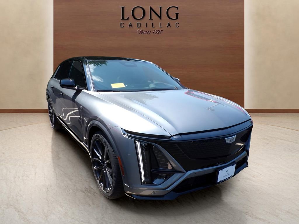 New 2026 Cadillac Lyriq V image 3