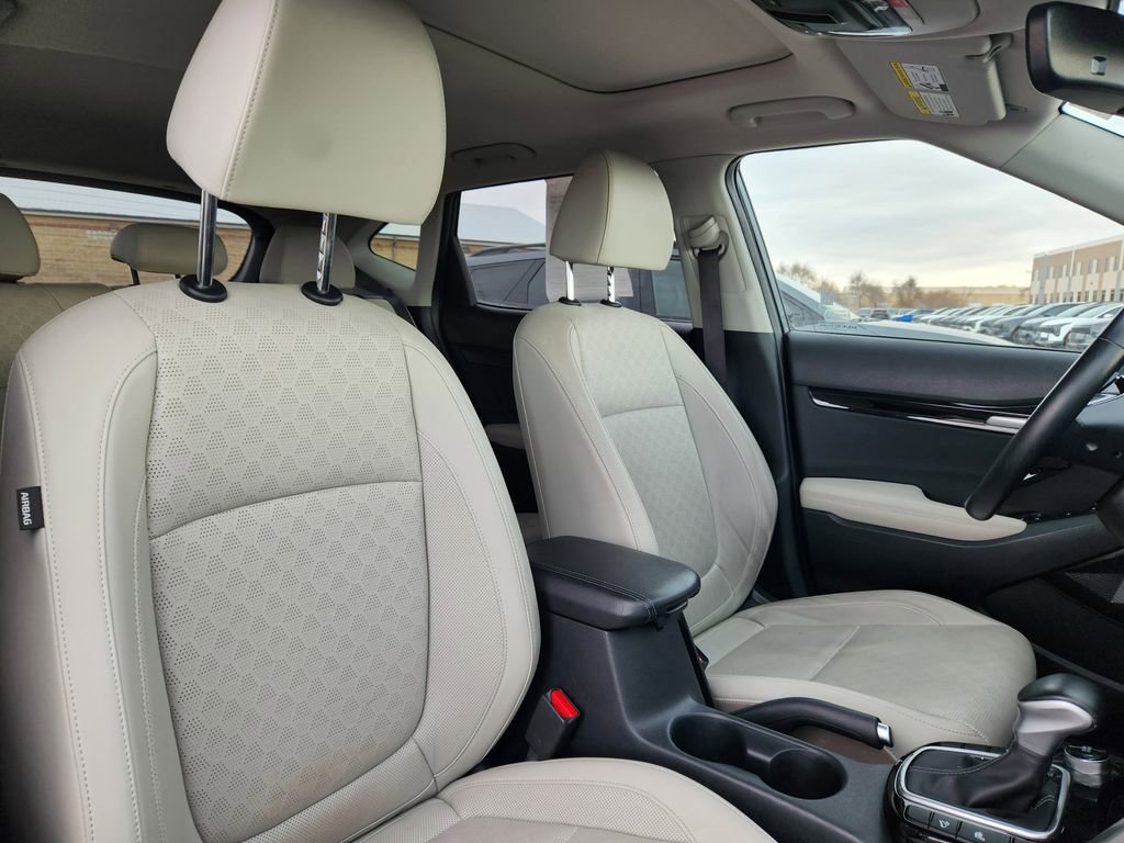 Used 2023 Kia Seltos EX image 14