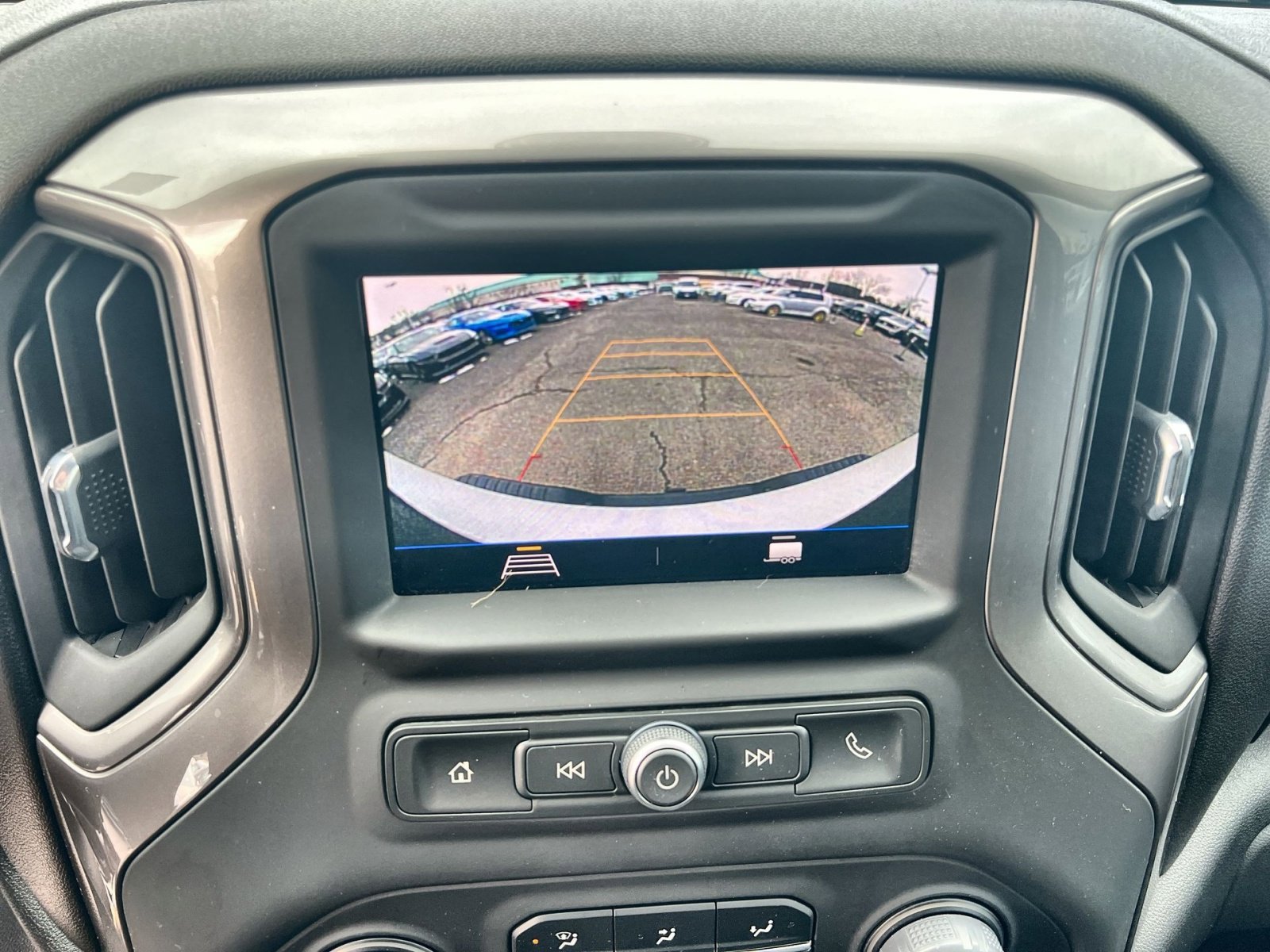 Used 2023 Chevrolet Silverado 2500 Custom w/ Custom Value Package image 19