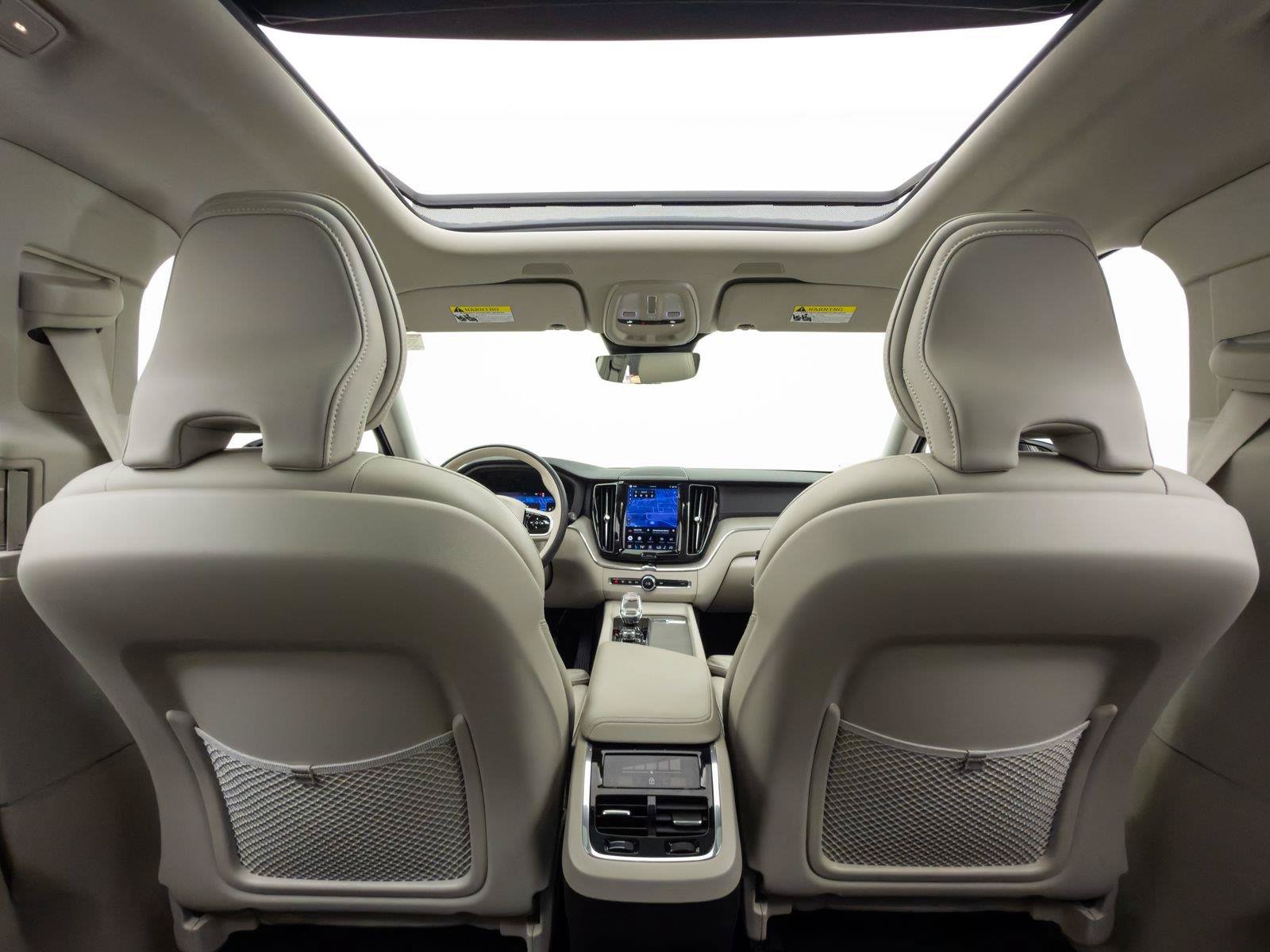 Used 2023 Volvo XC60 B5 Ultimate w/ Protection Package AWD/4WD image 18