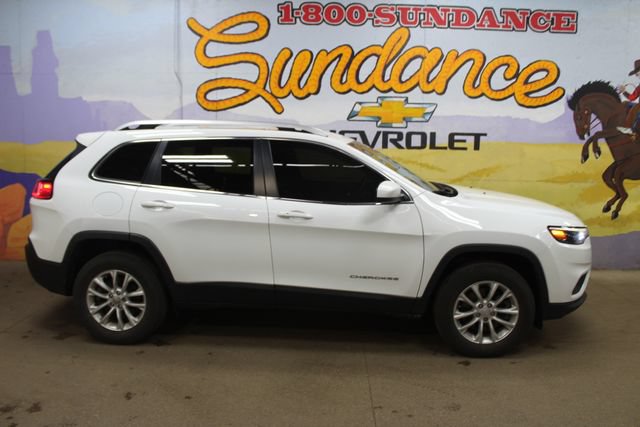 Used 2021 Jeep Cherokee Latitude AWD/4WD image 1