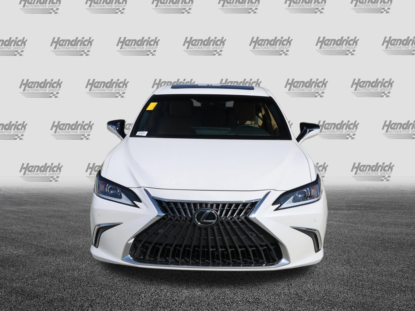 Certified 2025 Lexus ES 300h w/ Premium Package FWD image 3