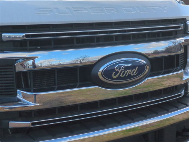 Used 2022 Ford F550 4x4 Regular Cab Super Duty image 36