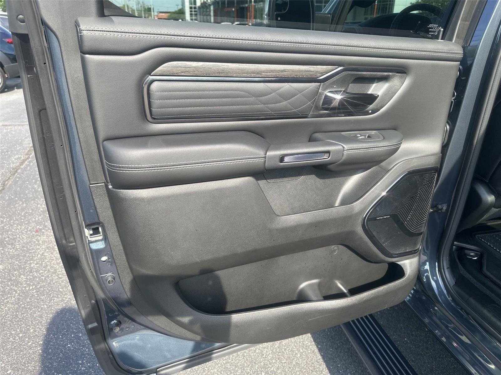 Used 2026 RAM 1500 Limited AWD/4WD image 27