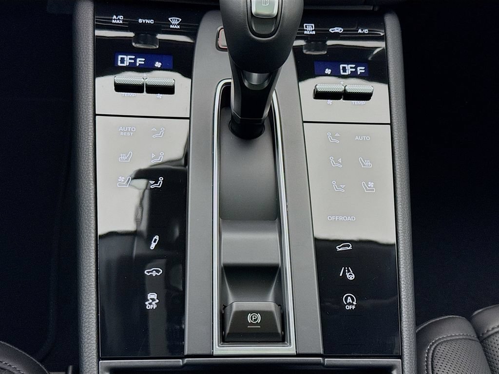 New 2026 Porsche Macan S AWD/4WD image 23
