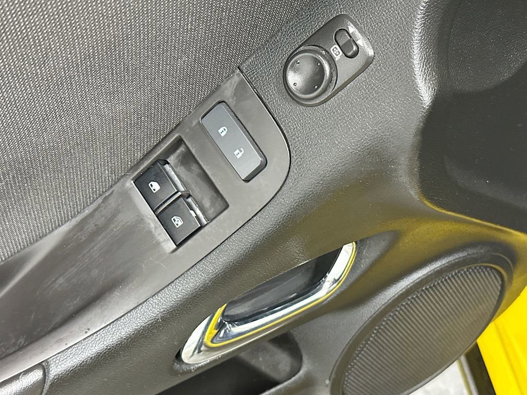 Used 2012 Chevrolet Camaro LT image 18