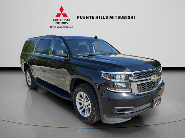 Used 2020 Chevrolet Suburban LT AWD/4WD image 3