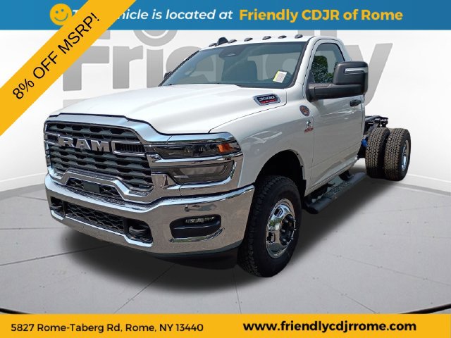 New 2026 RAM 3500 Tradesman w/ Chrome Appearance Group A AWD/4WD 360° Tour