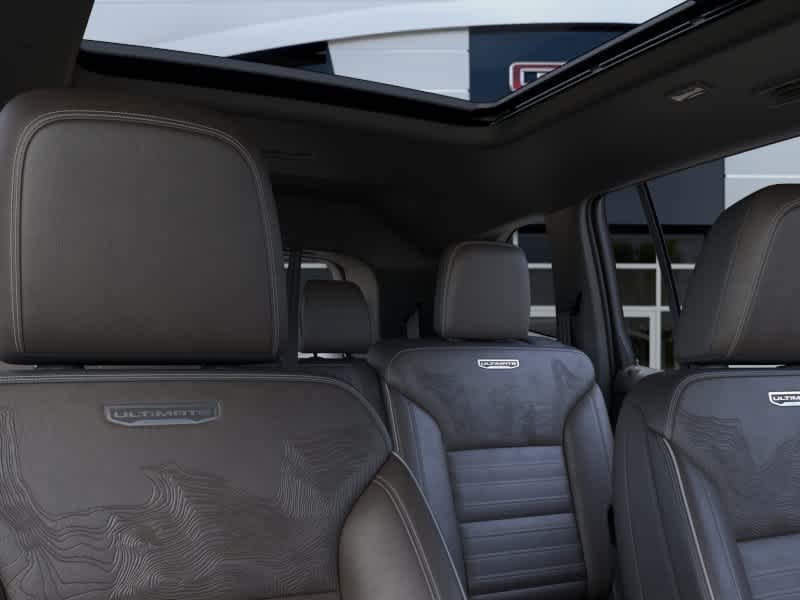 New 2027 GMC Acadia Denali Ultimate w/ LPO, Floor Liner Package AWD/4WD image 24