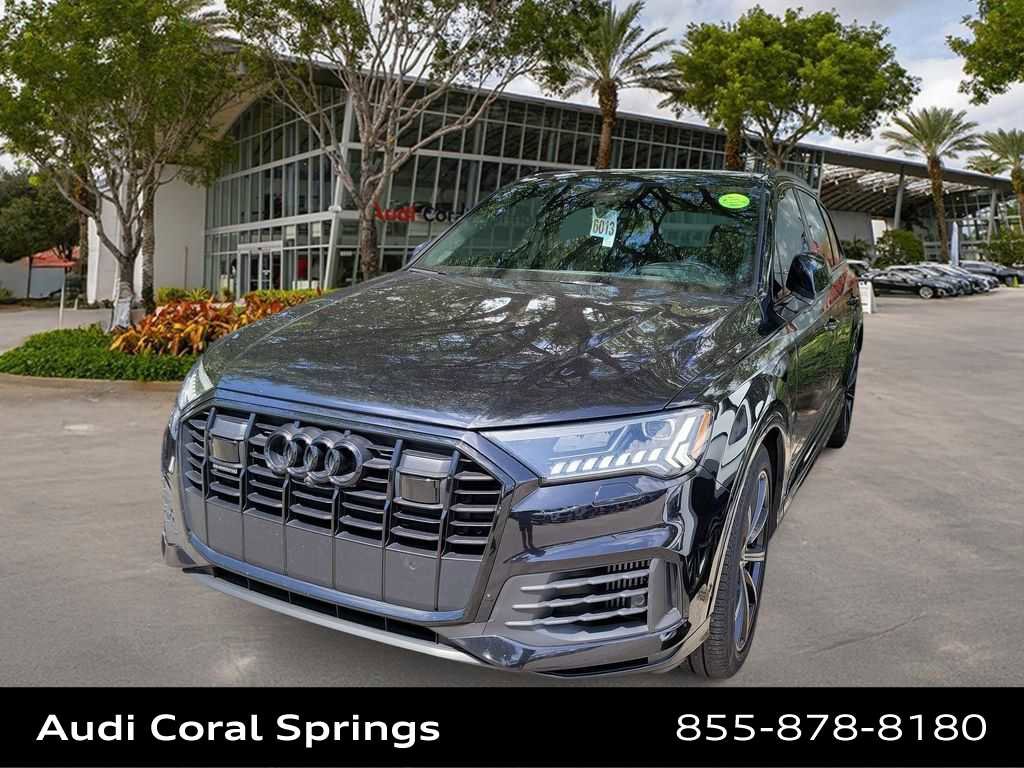 Used 2021 Audi Q7 3.0T Prestige w/ Prestige Package AWD/4WD image 1