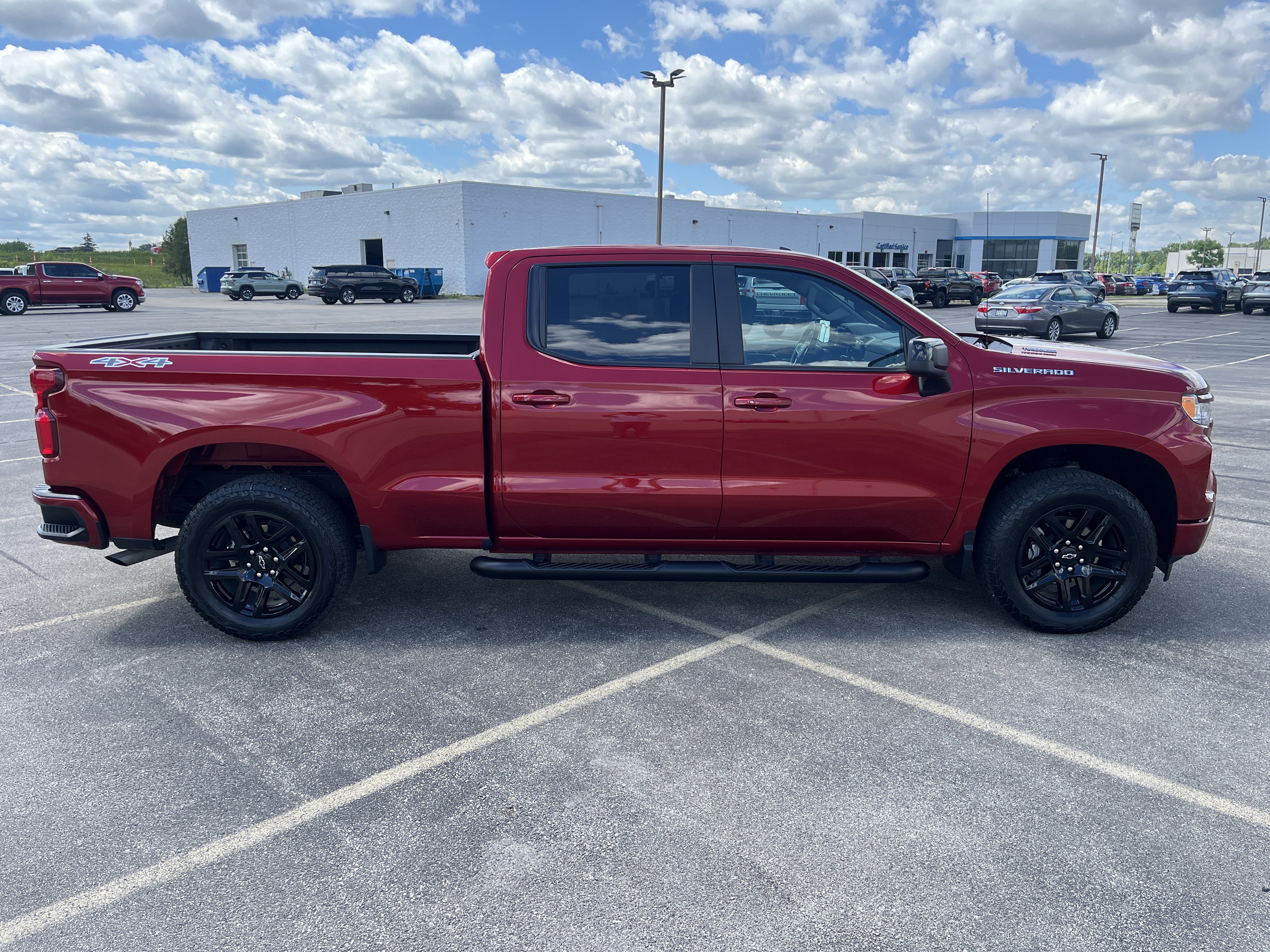 Used 2026 Chevrolet Silverado 1500 RST w/ RST Select Package AWD/4WD image 7