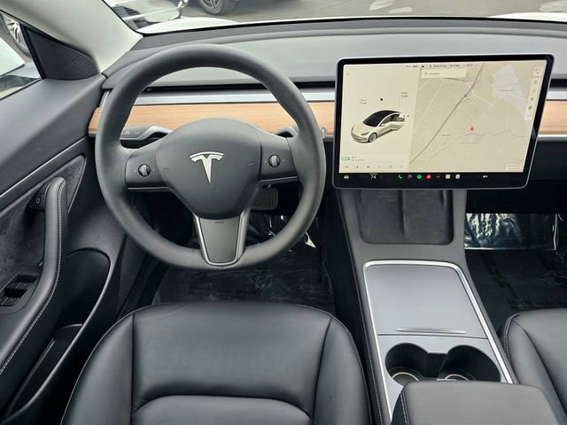 Used 2021 Tesla Model 3 Standard Range Plus image 31