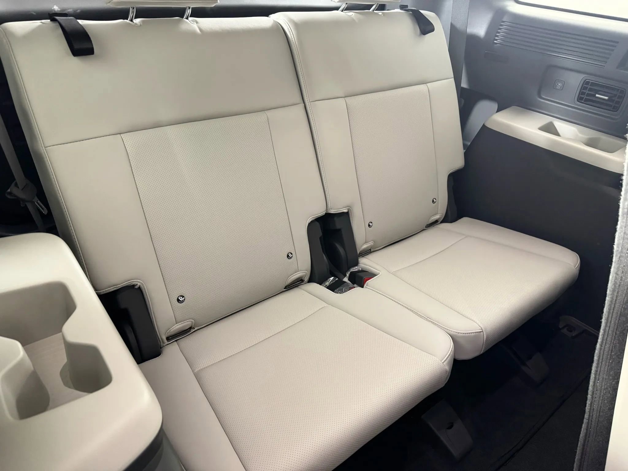 Used 2026 Hyundai Santa Fe SEL image 39