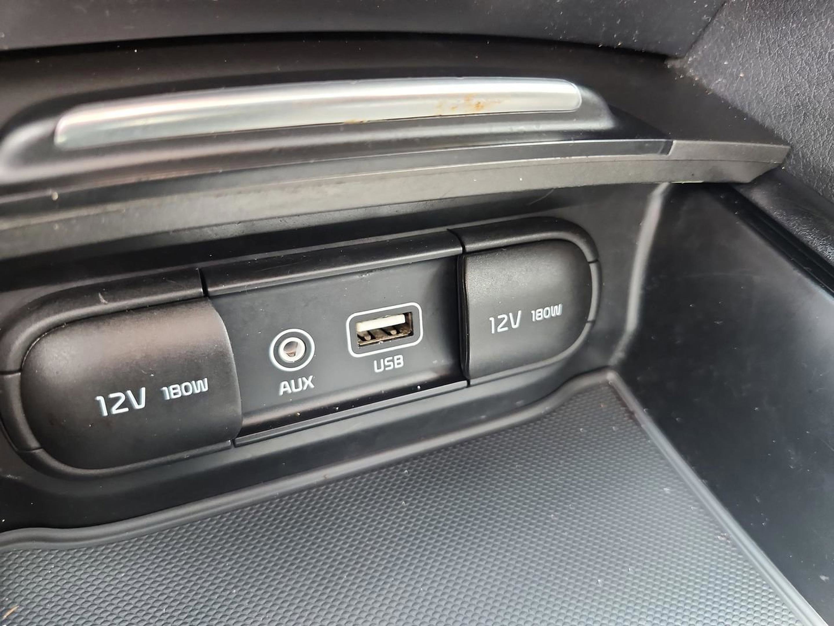 Used 2019 Kia Optima LX FWD image 25