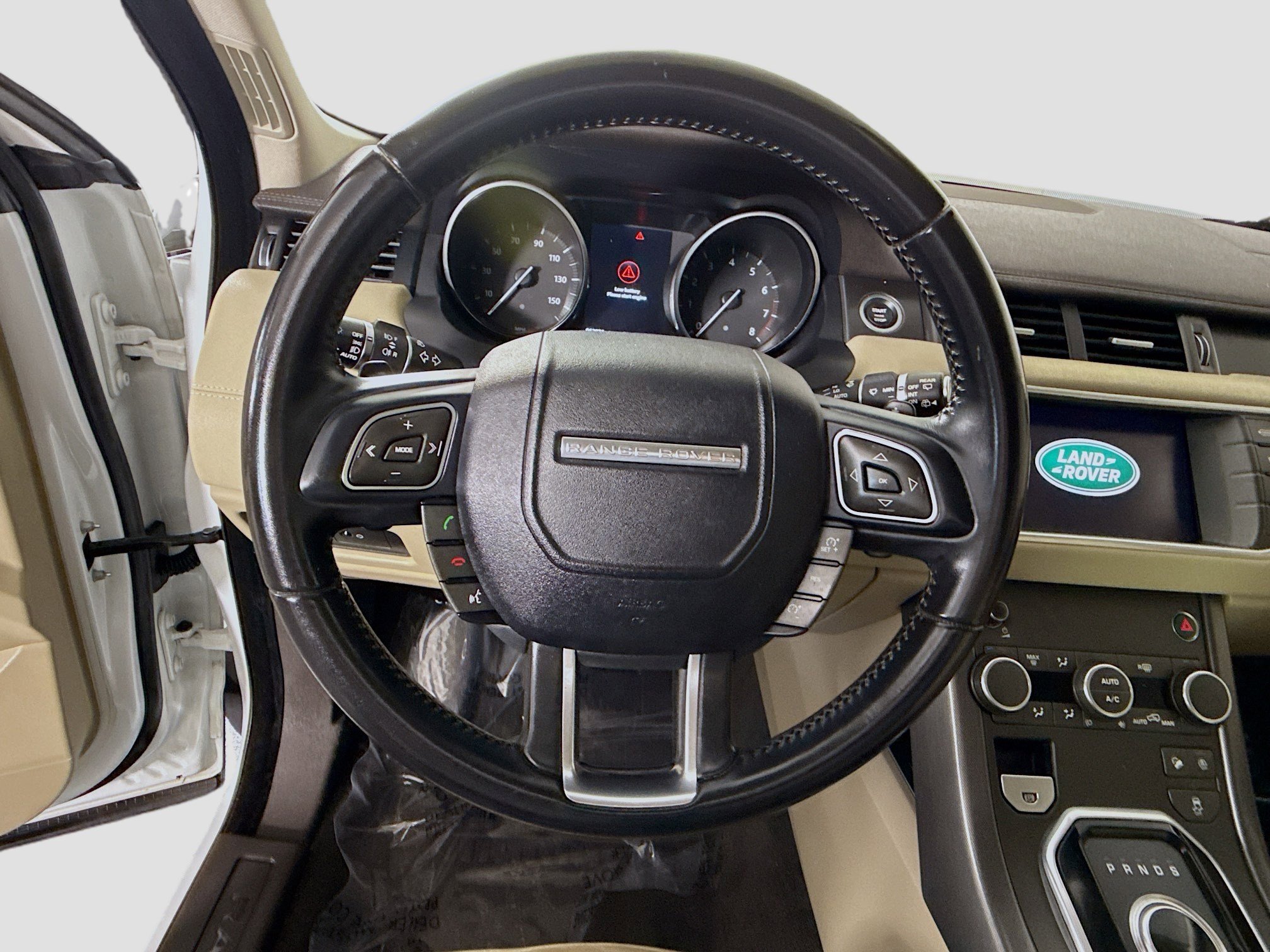 Used 2018 Land Rover Range Rover Evoque SE AWD/4WD image 13