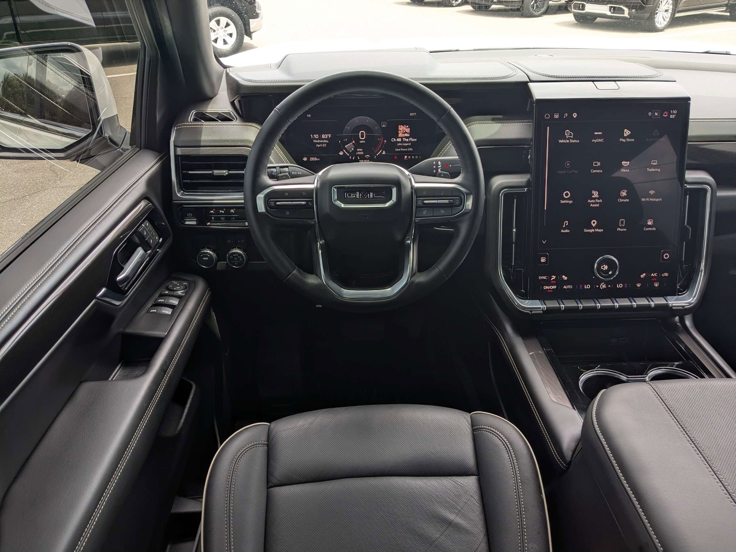 Used 2025 GMC Yukon XL Elevation RWD image 18