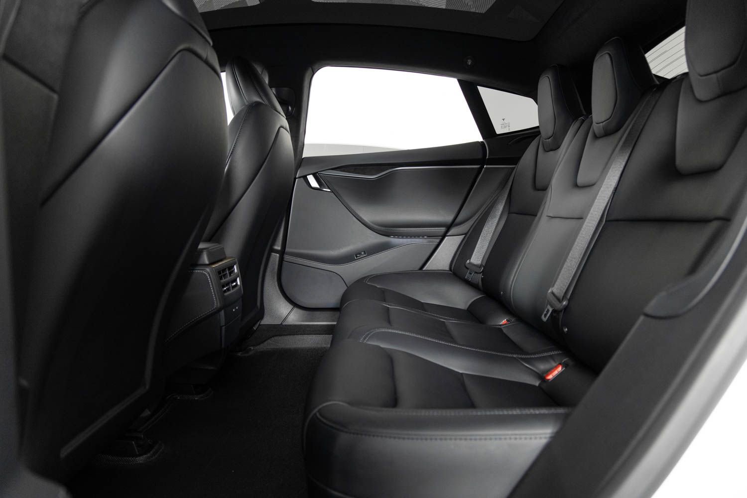 Used 2020 Tesla Model S Long Range image 17