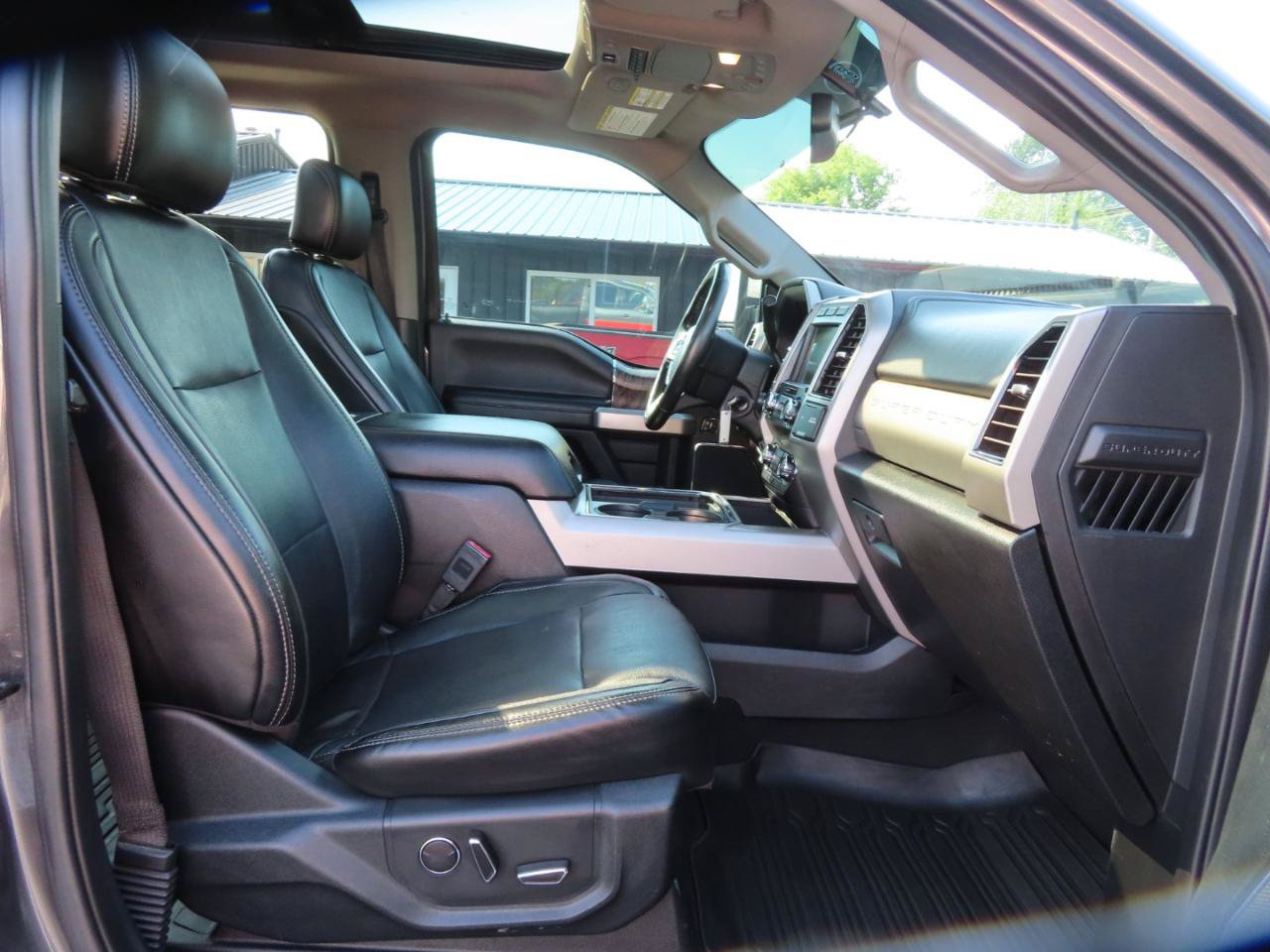 Used 2019 Ford F350 Lariat w/ Lariat Value Package AWD/4WD image 51