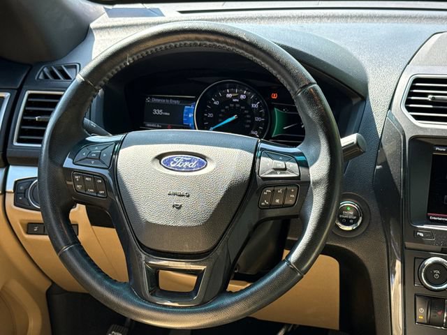 Used 2016 Ford Explorer XLT w/ Equipment Group 202A FWD image 14
